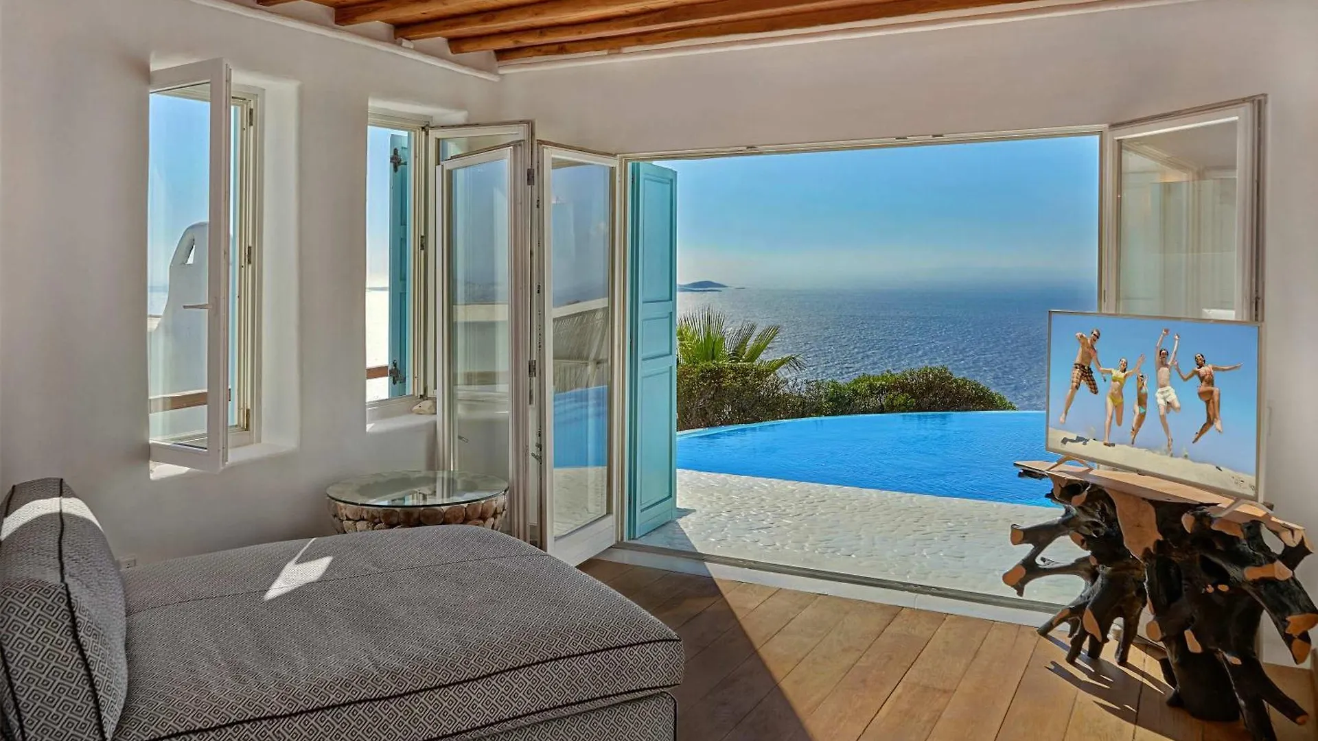 M11 - Seaview Villa - Luxury Villa With Pools & Views Panormos  Řecko